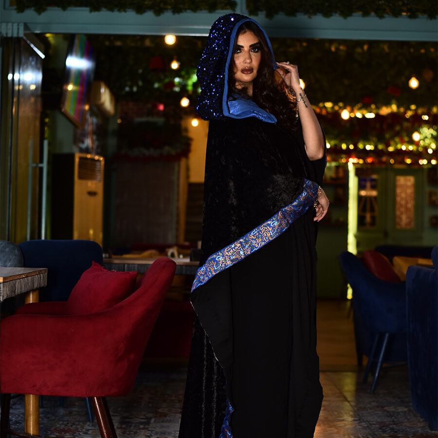 BLACK & BLUE Kaftan – A Fusion of Tradition & Modern Elegance - Image 5