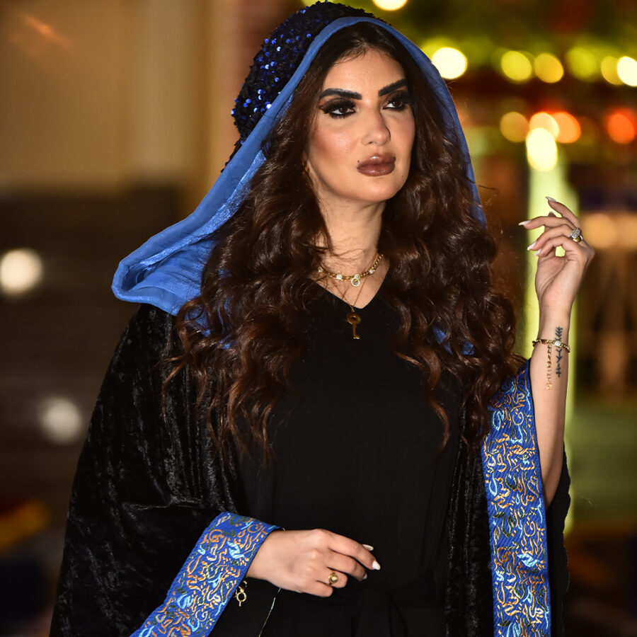 BLACK & BLUE Kaftan – A Fusion of Tradition & Modern Elegance - Image 4