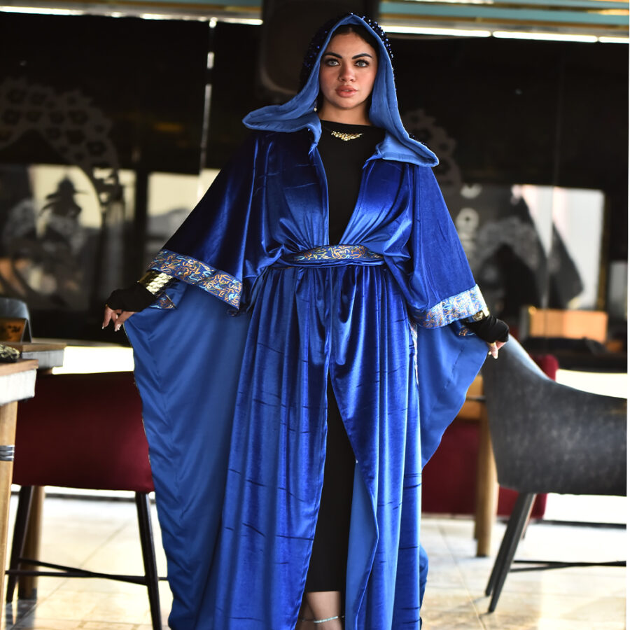 BLACK & BLUE Kaftan – A Fusion of Tradition & Modern Elegance - Image 2