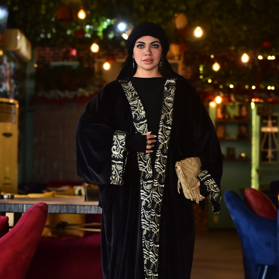 HANOVIAN Black Kaftan – Timeless Elegance with a Modern Twist - Image 3